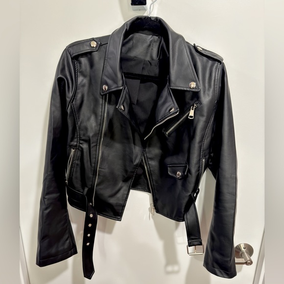 SHEIN Jackets & Blazers - Black Faux leather / pleather moto jacket size small